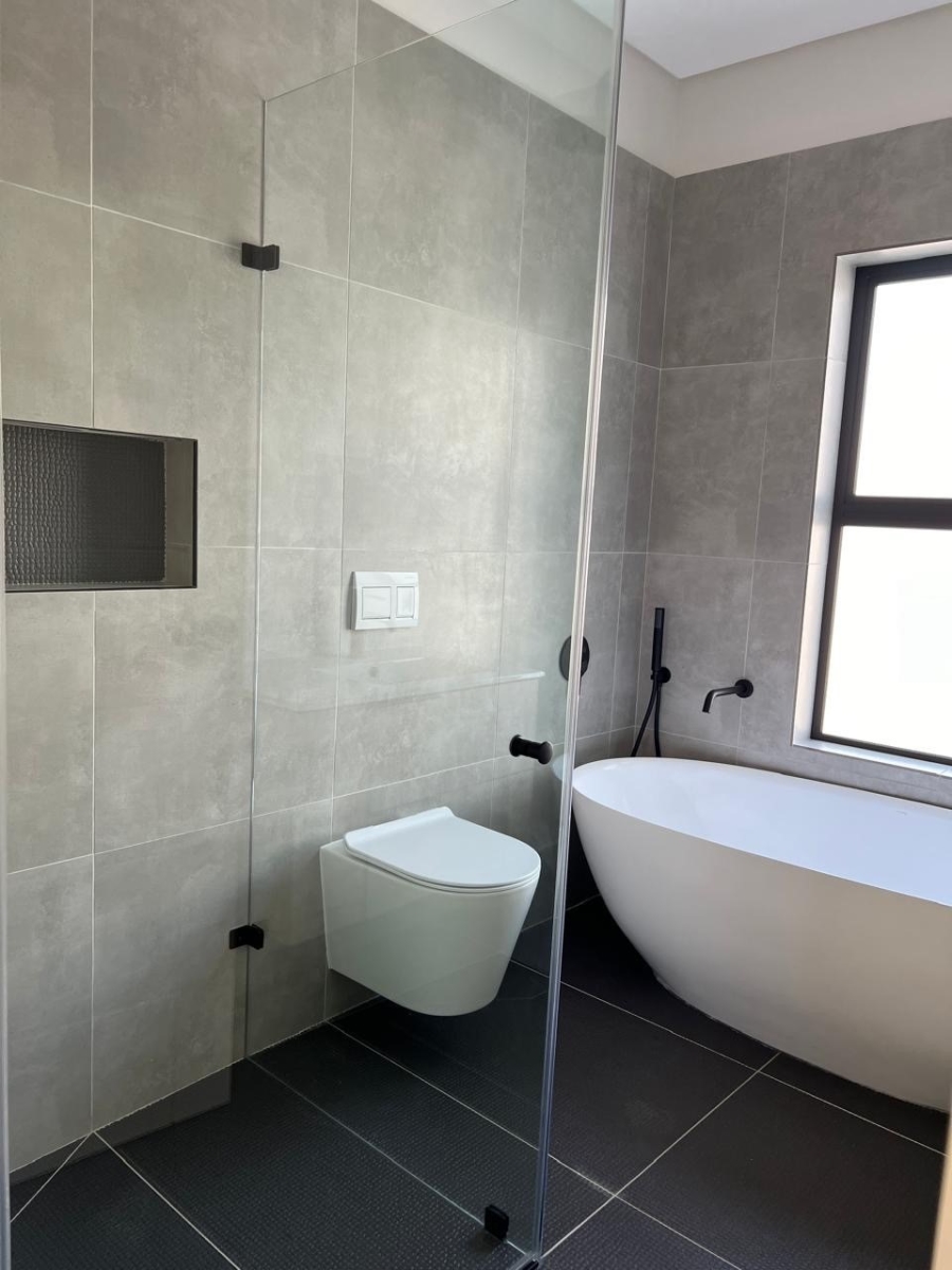4 Bedroom Property for Sale in Sandown Western Cape